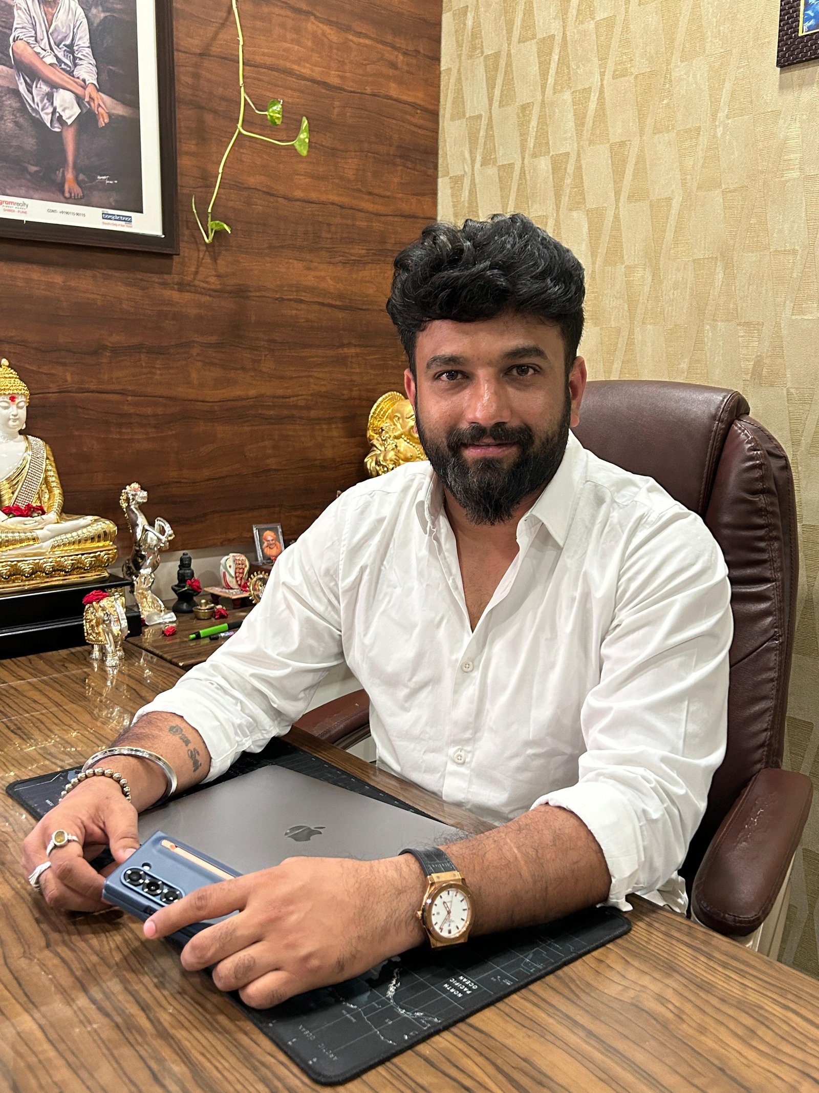 MR. GAJENDRA SR